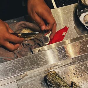 Southern Rock Seafood Oysters Shucking