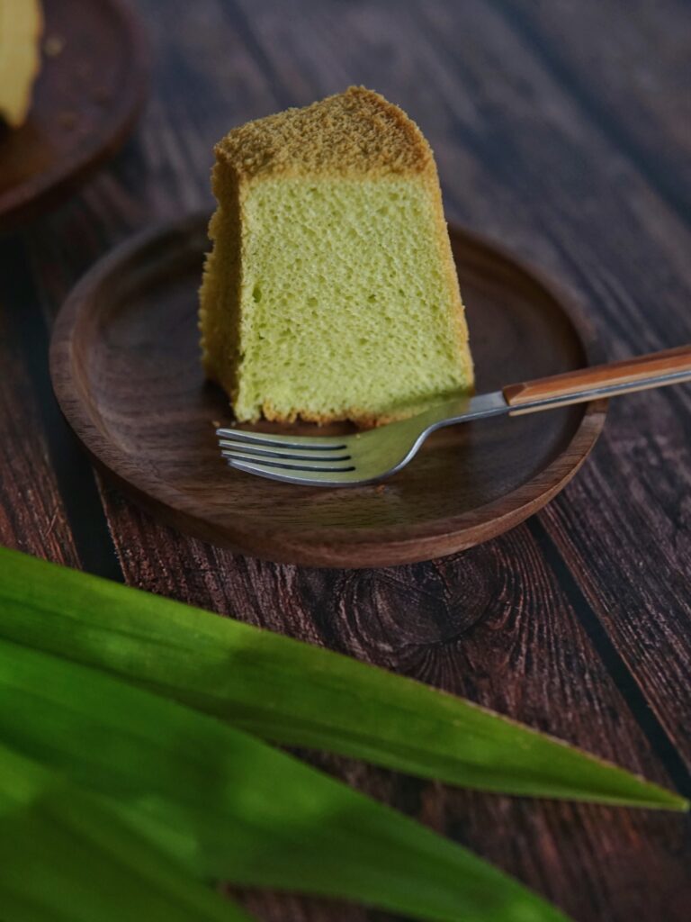 Pandan-Chiffon-Cake-Recipe