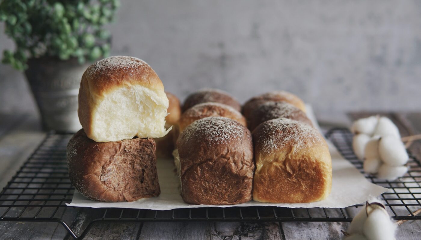 Wool Roll Bread With Chocolate Filling
