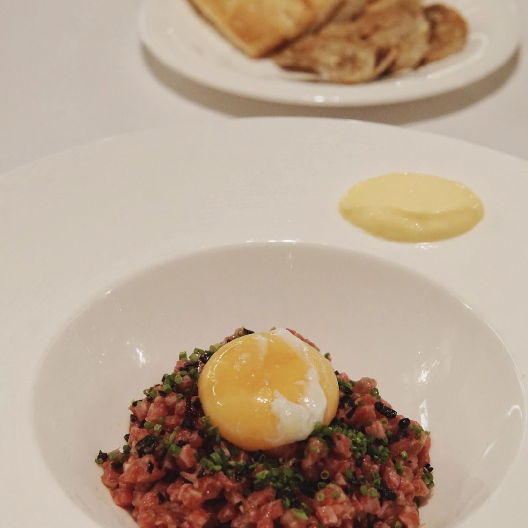 Beef-Tartare-with-Yolk